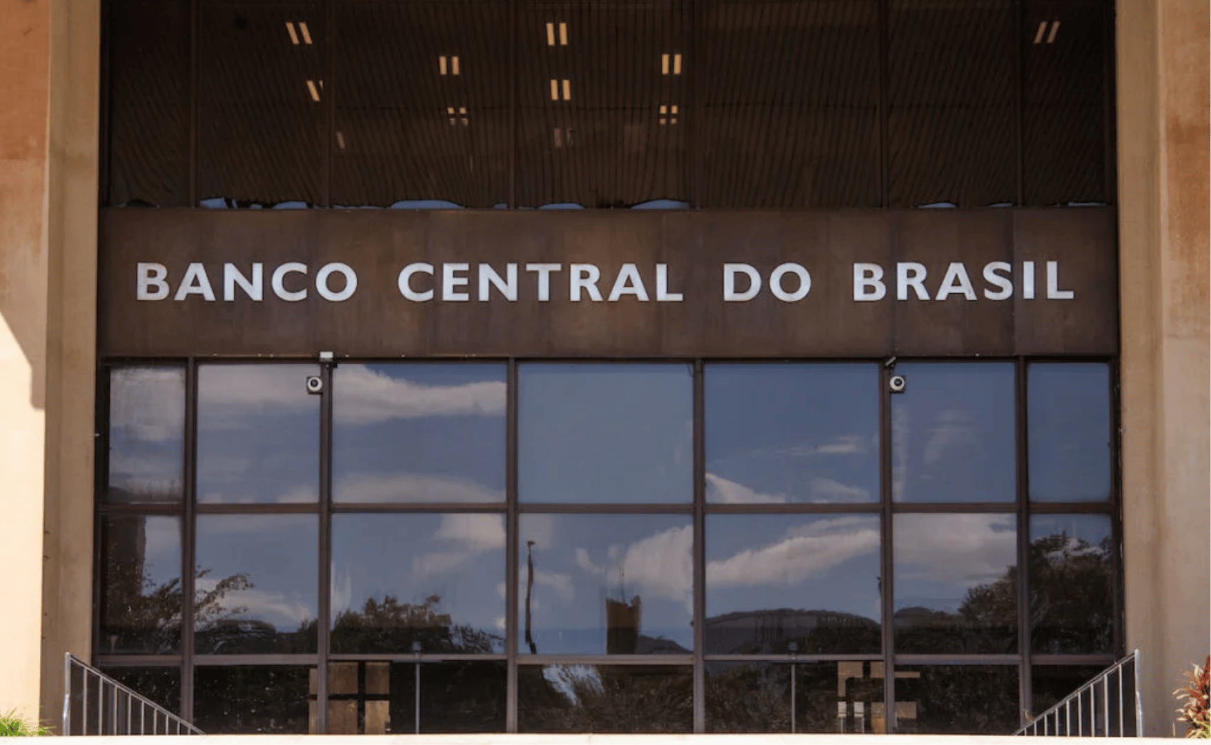 Copom mantém Selic em 15%.png
